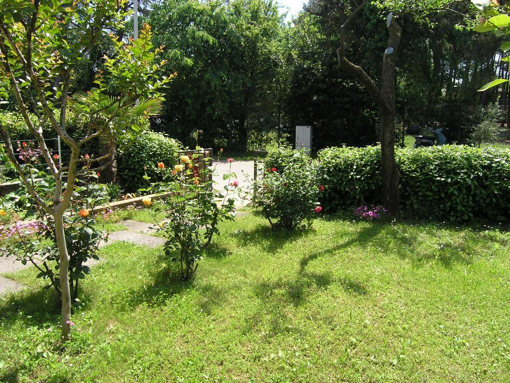 Apartments Ines Krk Town Exteriör bild